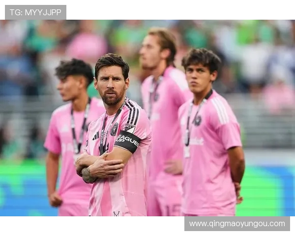 岁月催人老布教授阿尔巴相继退役唯有苏牙仍伴梅西征战绿茵